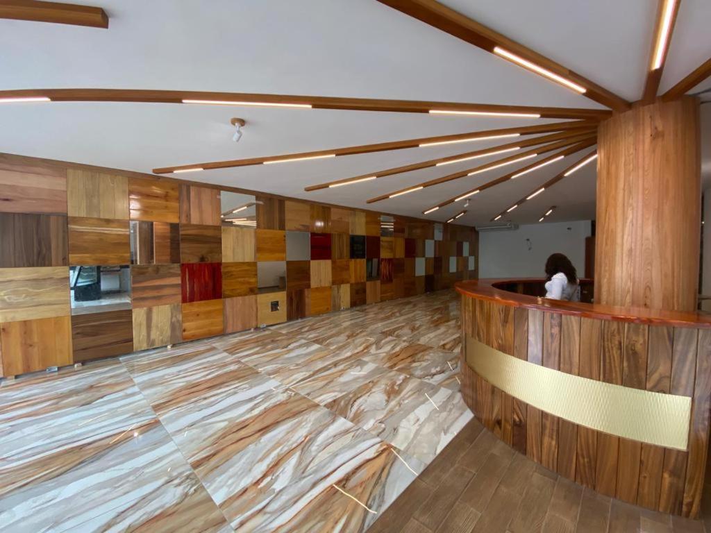 Murex Plaza Hotel & Suites Monrovia Luaran gambar