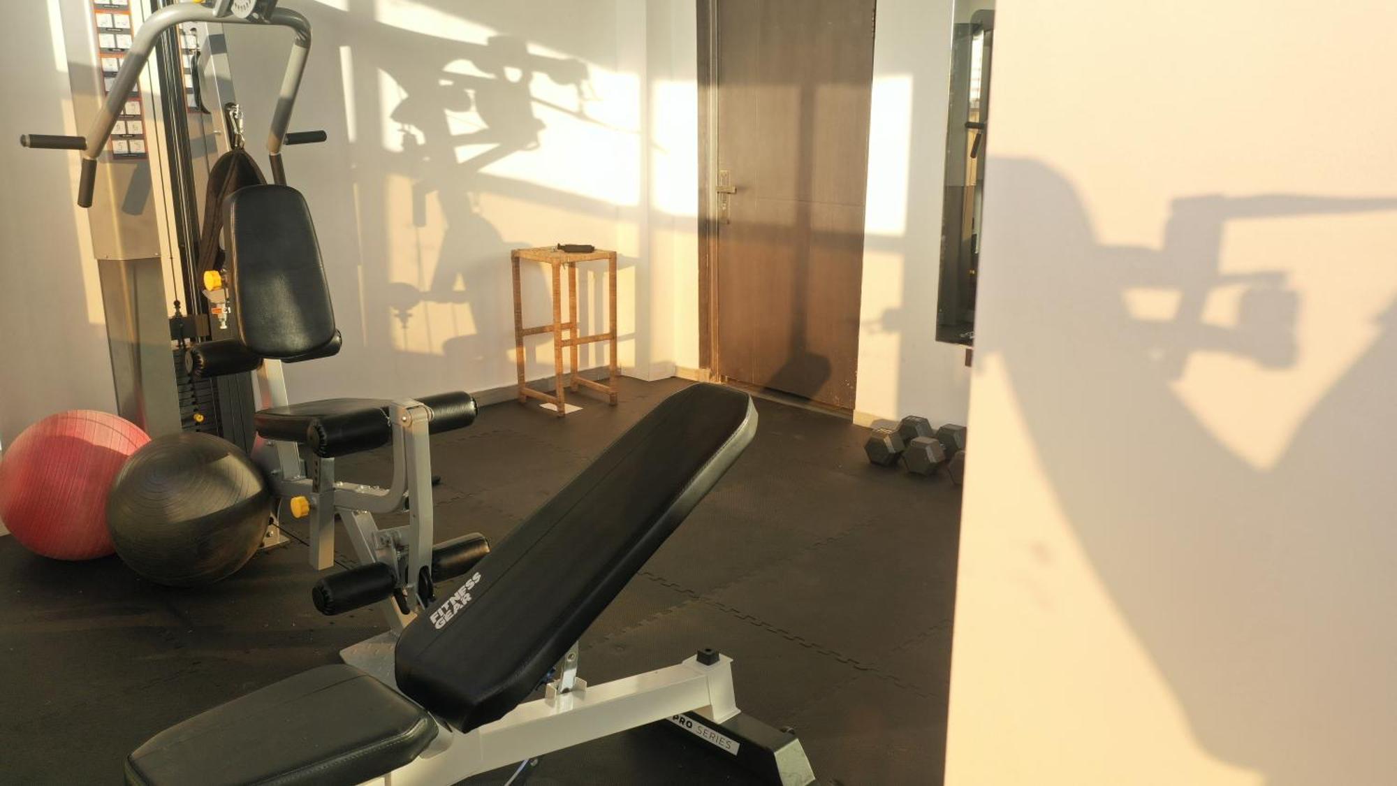 Murex Plaza Hotel & Suites Monrovia Luaran gambar