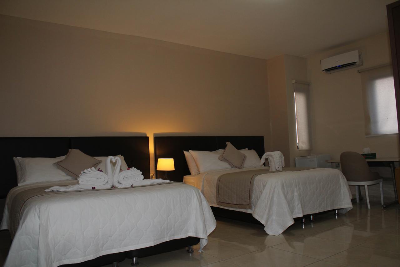 Murex Plaza Hotel & Suites Monrovia Luaran gambar