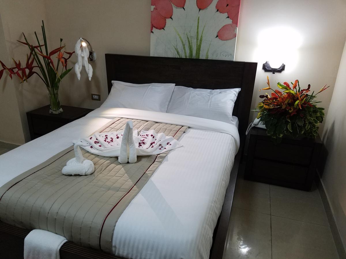Murex Plaza Hotel & Suites Monrovia Luaran gambar