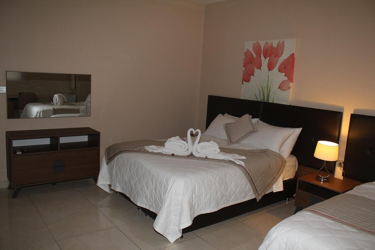 Murex Plaza Hotel & Suites Monrovia Luaran gambar