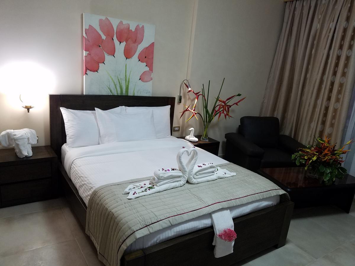 Murex Plaza Hotel & Suites Monrovia Luaran gambar