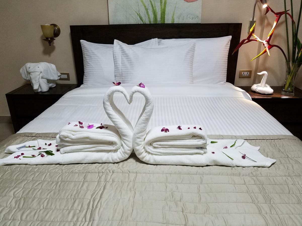 Murex Plaza Hotel & Suites Monrovia Luaran gambar