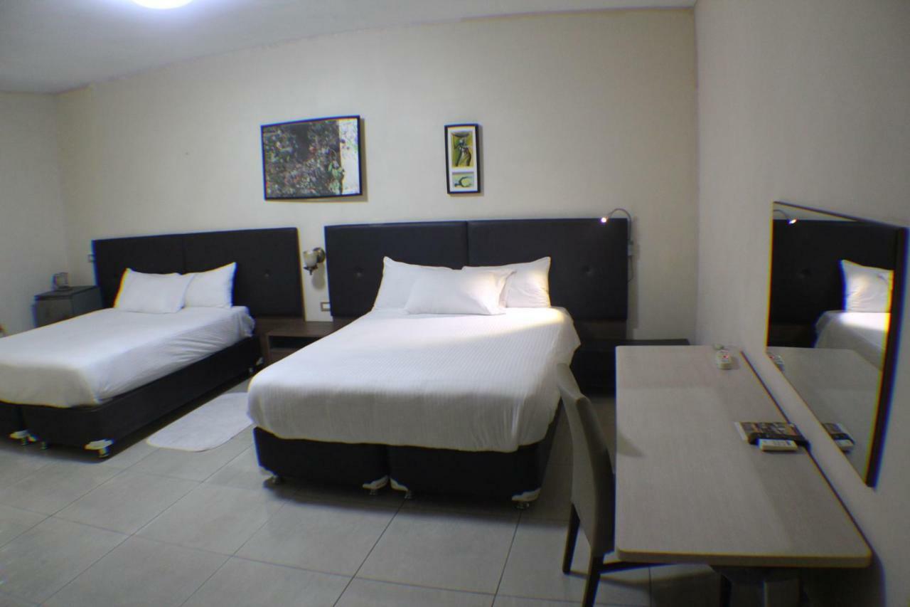 Murex Plaza Hotel & Suites Monrovia Luaran gambar
